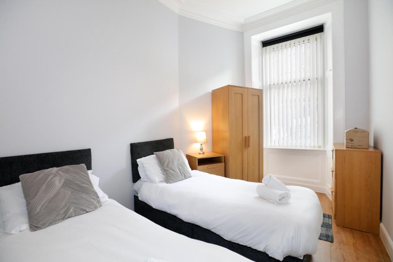 Apartamento Sleeps 6 Free Parking